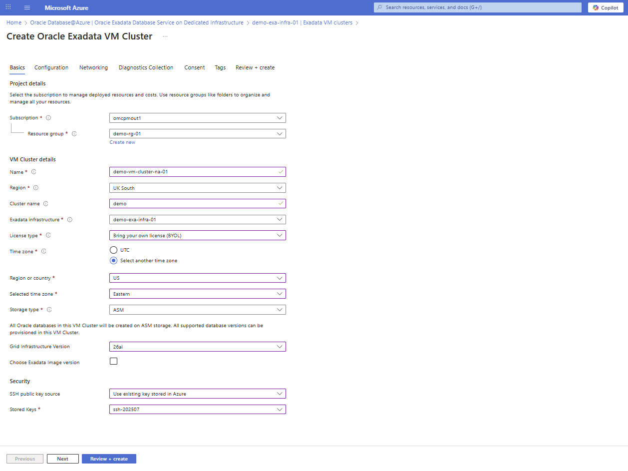 This screenshot shows the steps for creating an Exadata VM Cluster.